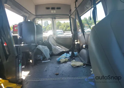 2012 Ford Econoline E250 Van z USA, uszkodzony, nr VIN 1FTNS2EW2CDA38559